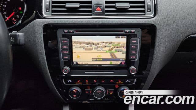 Volkswagen New Jetta 6세대, 2015 14