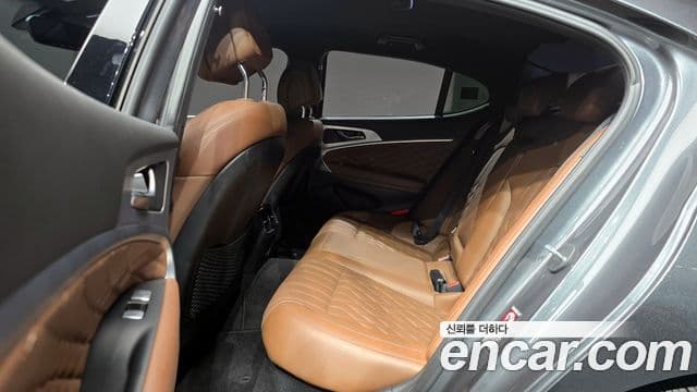 Genesis G70 Elite, 2019 13