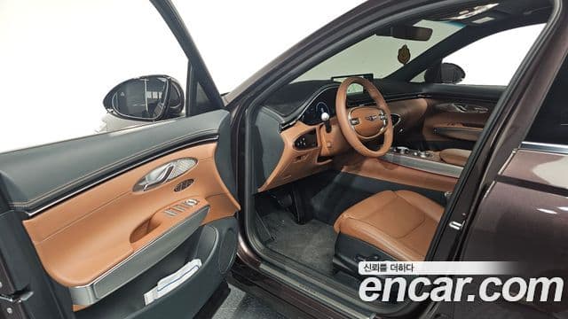 Genesis GV70, 2024 10