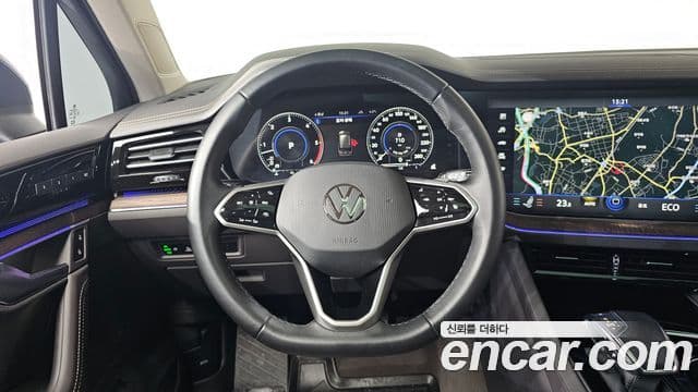 Volkswagen Touareg 3세대 Prestige, 2023 13
