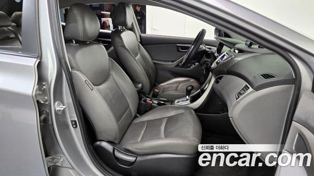 Hyundai Avante MD Luxury, 2012 10