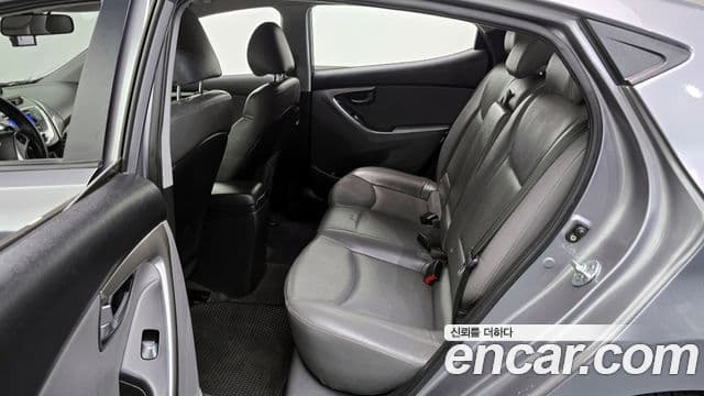 Hyundai Avante MD Luxury, 2012 13