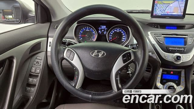 Hyundai Avante MD Luxury, 2012 14
