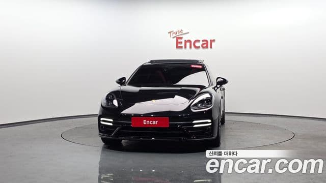 Porsche Panamera (971), 2021 3