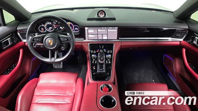 Porsche Panamera (971), 2021 7