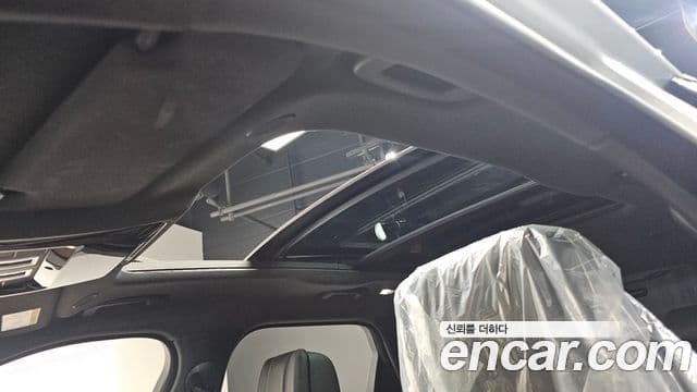 Land Rover Range Rover Velar 3.0 P400 Dynamic HSE, 2025 19