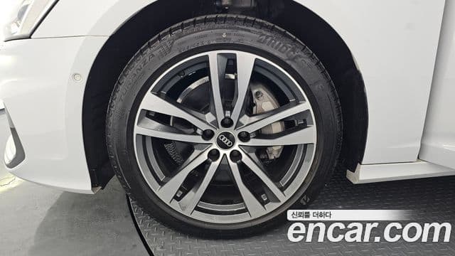 Audi A6 (C8) Premium, 2021 все фото