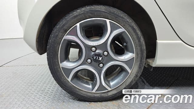 Kia All New Morning Luxury, 2014 все фото