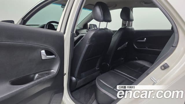 Kia All New Morning Luxury, 2014 17