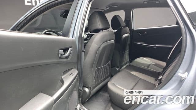 Hyundai Kona Smart, 2020 12