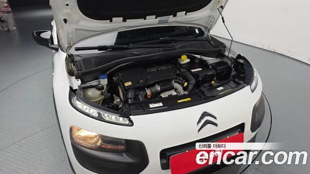 Ситроен / DS C4 Cactus 1.6 BlueHDi Feel (название комплектации), 2018 6