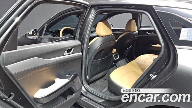 Kia K5 3세대 Prestige, 2021 12