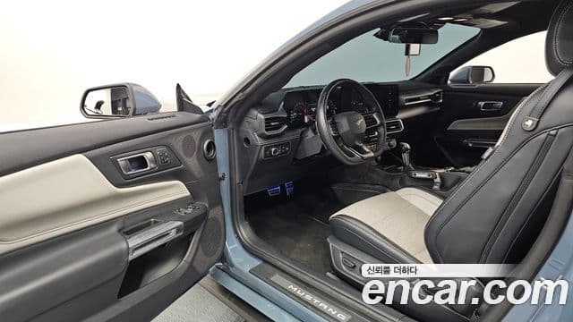Ford Mustang 7세대 2.3 EcoBoost Premium купе, 2024 10