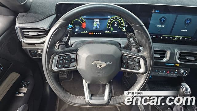 Ford Mustang 7세대 2.3 EcoBoost Premium купе, 2024 13