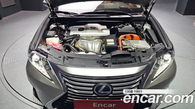 Lexus New ES300h XV60, 2017 6