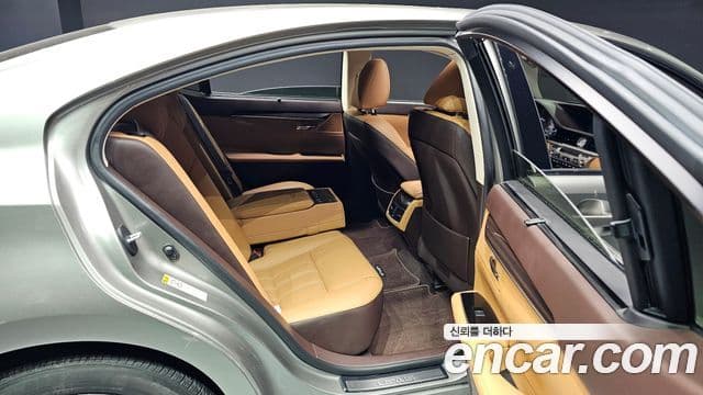 Lexus New ES300h XV60, 2017 11