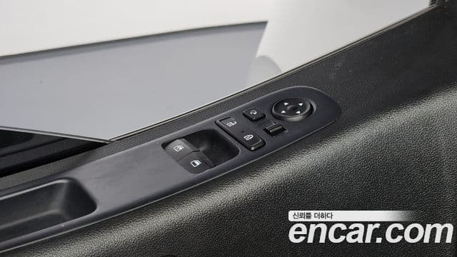 Hyundai Staria Modern, 2023 13