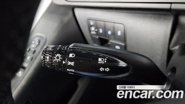 Hyundai Staria Modern, 2023 15