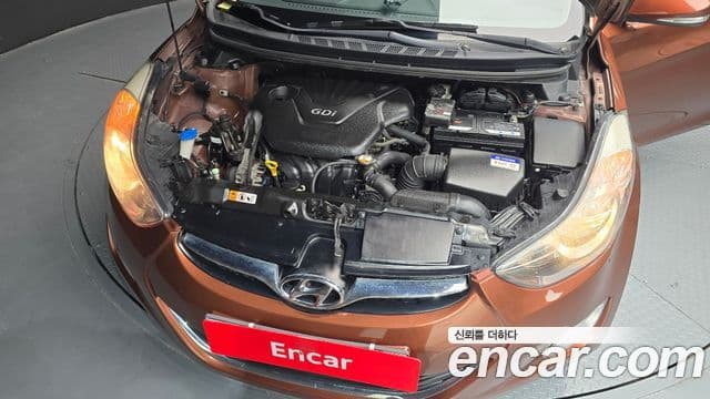 Hyundai Avante MD Modern, 2013 6