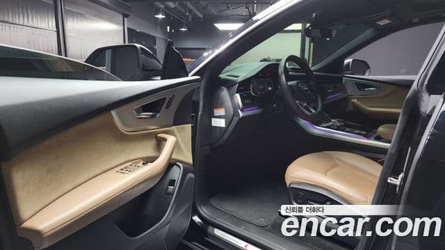 Audi Q8 (4M) Premium, 2021 10