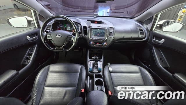 Kia The / новый New K3 Style, 2017 7