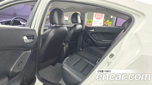 Kia The / новый New K3 Style, 2017 12