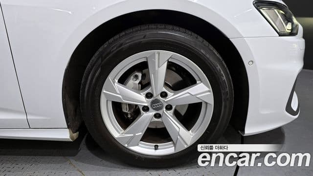 Audi A6 (C8), 2020 все фото