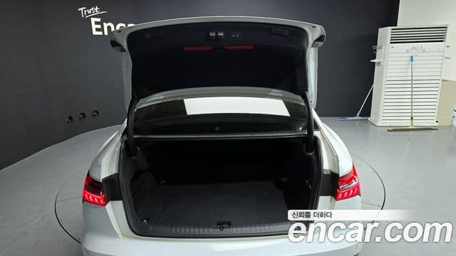 Audi A6 (C8), 2020 20