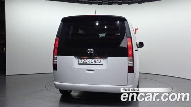 Hyundai Staria Modern, 2022 4