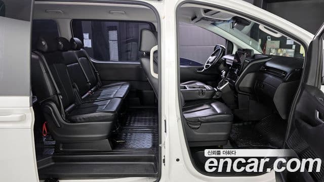 Hyundai Staria Modern, 2022 20