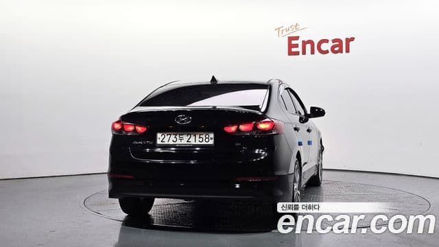 Hyundai Avante AD 1.6 GDI Value Plus, 2018 4