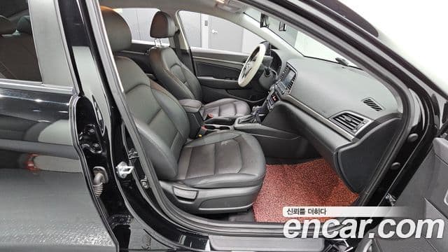 Hyundai Avante AD 1.6 GDI Value Plus, 2018 13