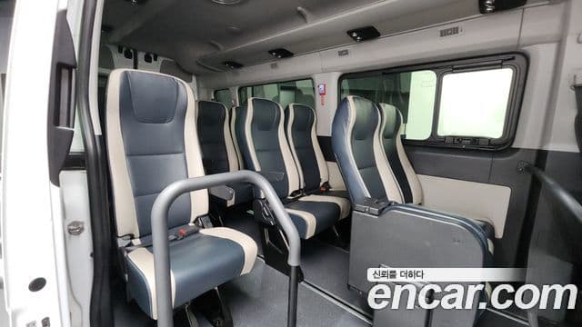 Hyundai 쏠라티 Luxury, 2023 12