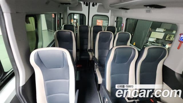 Hyundai 쏠라티 Luxury, 2023 19