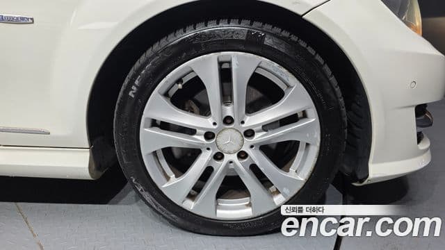 Mercedes-Benz C-класс W204 C220 CDI BlueEFFICIENCY, 2012 все фото