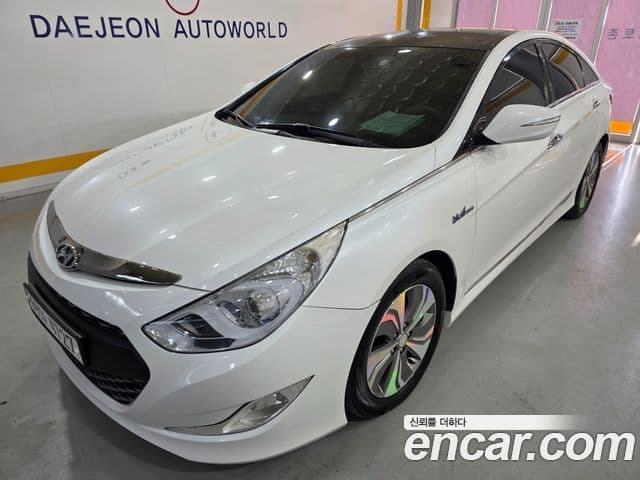 Hyundai Sonata гибрид Modern, 2014 1