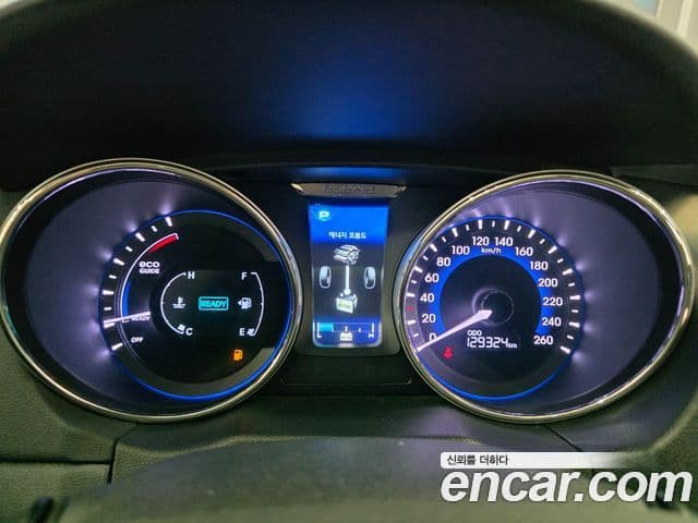 Hyundai Sonata гибрид Modern, 2014 8