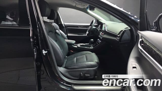 Hyundai Grandeur IG Premium, 2019 10