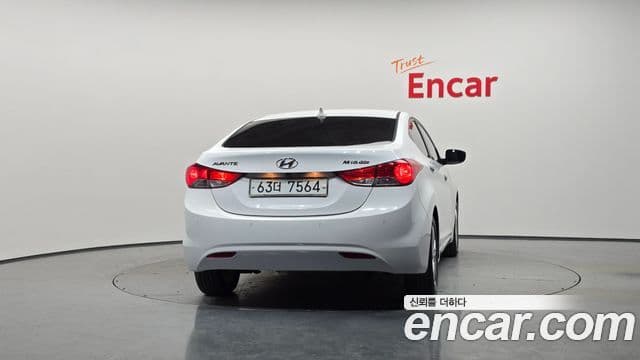 Hyundai Avante MD Premier, 2012 4