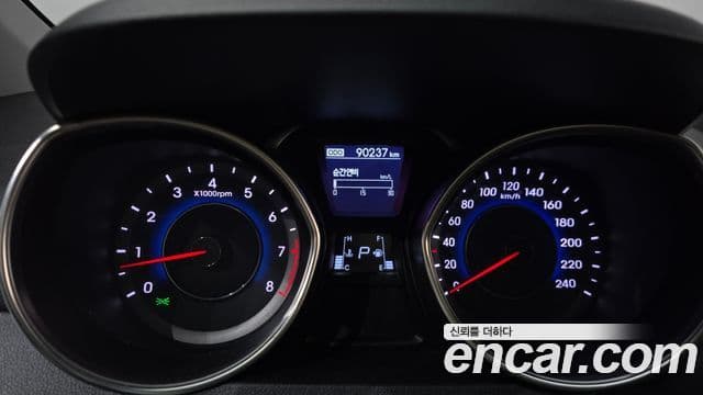 Hyundai Avante MD Premier, 2012 8