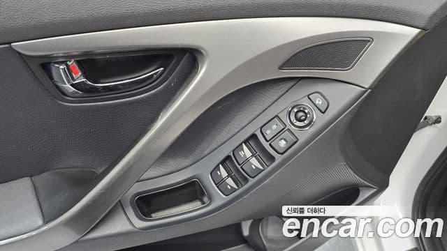 Hyundai Avante MD Premier, 2012 18