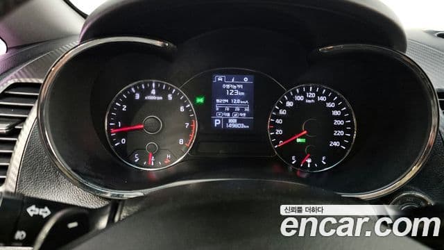 Kia K3 Noblesse, 2013 8