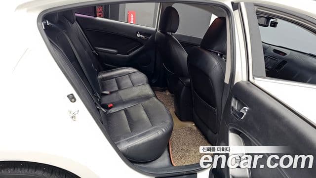 Kia K3 Noblesse, 2013 12