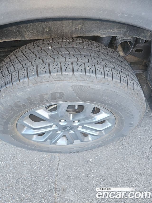 Ford 레인저 4세대 Wildtrak, 2023 все фото