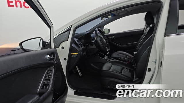 Kia K3 Noblesse, 2013 10