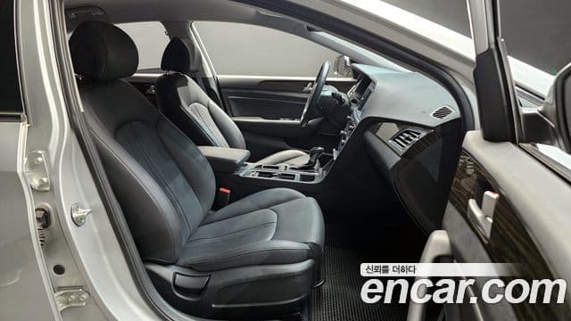 Hyundai LF Sonata 2.0 Smart, 2017 10