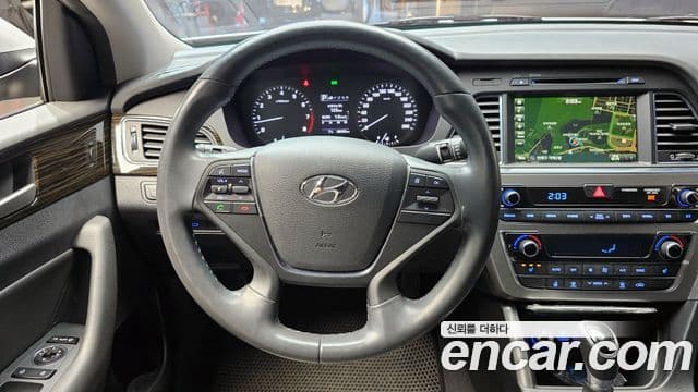 Hyundai LF Sonata 2.0 Smart, 2017 14