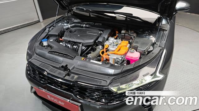 Kia K5 гибрид 3세대 Signature, 2023 6