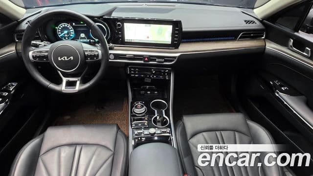 Kia K5 гибрид 3세대 Signature, 2023 7
