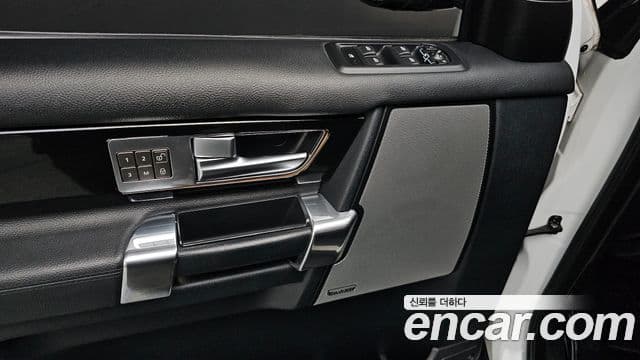 Land Rover Discovery 4 3.0 SDV6 HSE, 2015 17